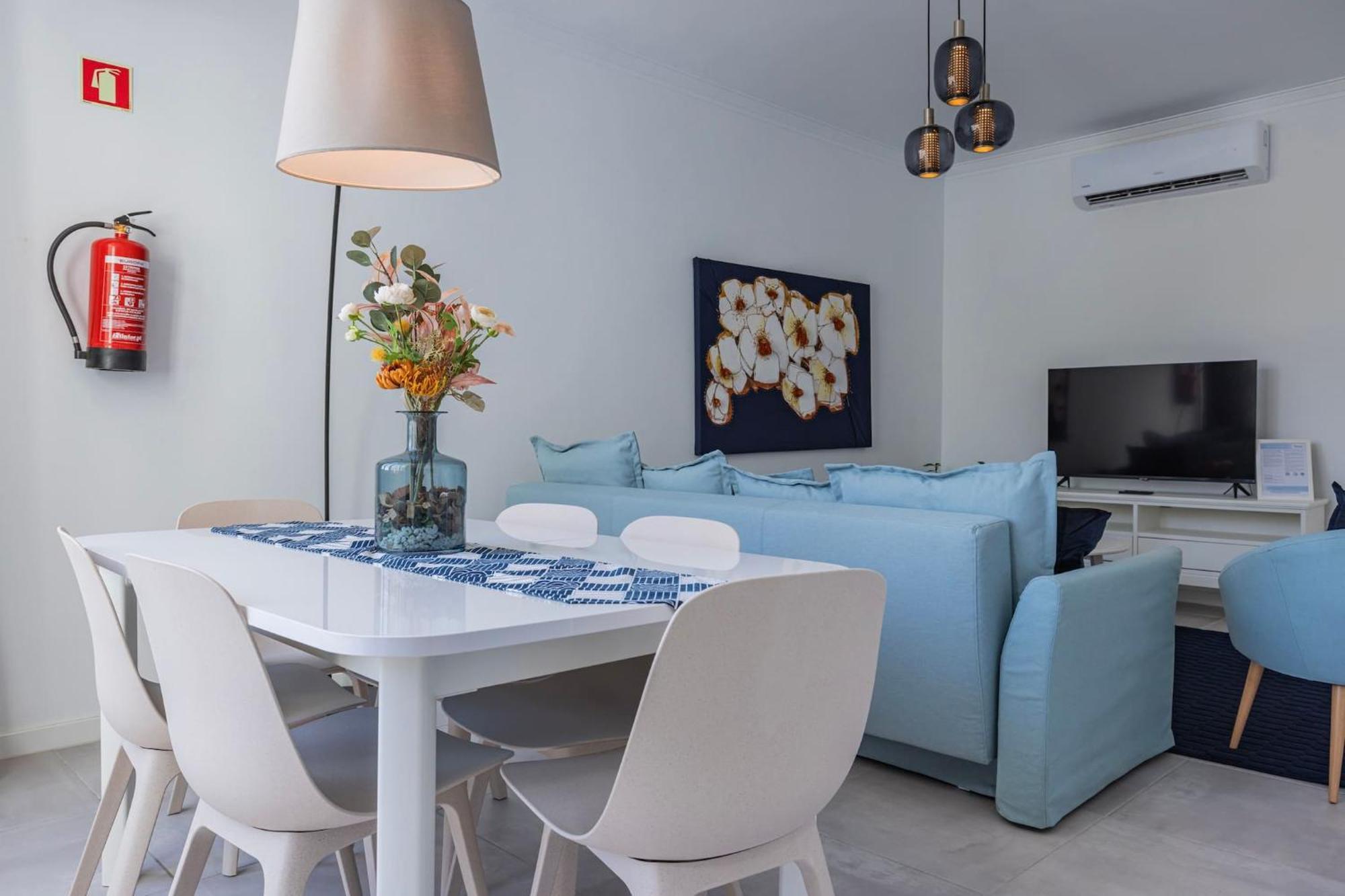 Urban Elegance Apartment Алмада Экстерьер фото