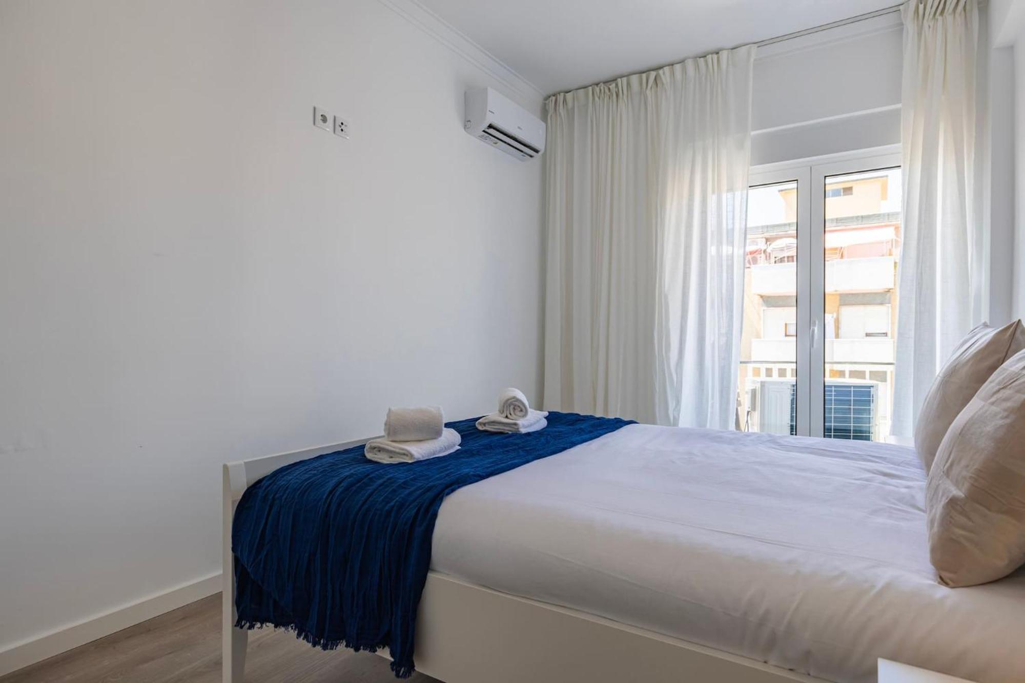 Urban Elegance Apartment Алмада Экстерьер фото